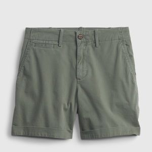 GAP 5” Khaki Shorts w/ Washwell • Olive Green